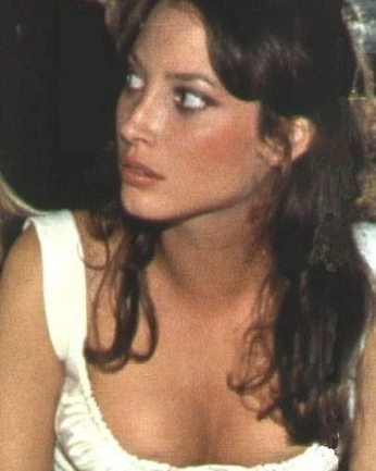 A cover of "draw" cluster. The owner is hannah.art. The cluster consists of 7 elements.