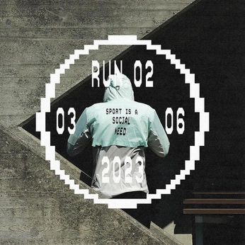 A cover of "running club" cluster. The owner is alinasavi. The cluster consists of 40 elements.