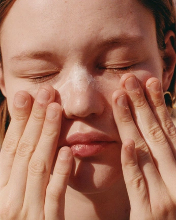 A cover of "Immonoble" cluster. The owner is peichiiii. The cluster description is "skincare". The cluster consists of 14 elements.