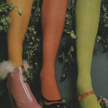 A cover of "vintage media" cluster. The owner is emmanemmm. The cluster consists of 12 elements.