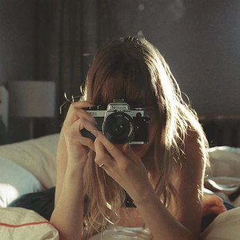 A cover of "Photography" cluster. The owner is nitrogeo. The cluster consists of 439 elements.