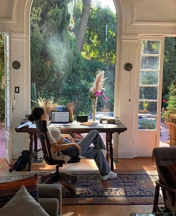 A cover of "Office" cluster. The owner is cypherpunk. The cluster consists of 7 elements.