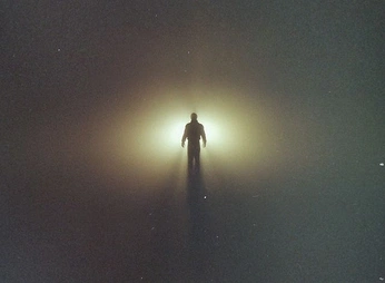 A cover of "Light" cluster. The owner is duncanelms. The cluster consists of 3 elements.