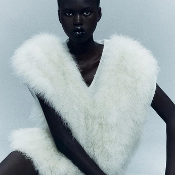 A cover of "Countour—s•" cluster. The owner is laszlito. The cluster consists of 81 elements.