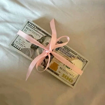 A cover of "GoldenCourtesan 2" cluster. The owner is goldencourtesan. The cluster consists of 10 elements.