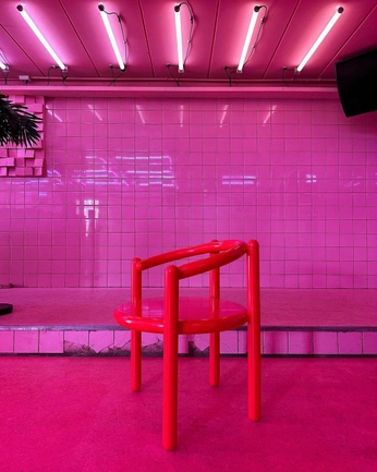 A cover of "Gustaf" cluster. The owner is signefugl. The cluster consists of 17 elements.