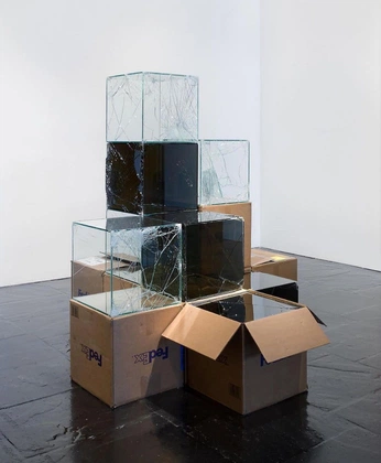 A cover of "Modern correee on roids" cluster. The owner is kissesandfugs. The cluster consists of 8 elements.