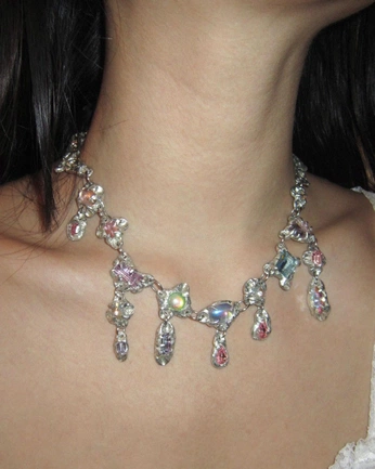 A cover of "Influencer" cluster. The owner is pwarmus. The cluster consists of 17 elements.