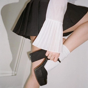 A cover of "vives" cluster. The owner is danndler. The cluster consists of 3 elements.