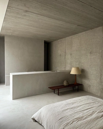 A cover of "Concrete" cluster. The owner is vaughn.glover. The cluster consists of 8 elements.