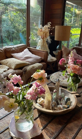 A cover of "living room" cluster. The owner is jazminn. The cluster consists of 4 elements.