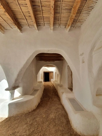 A cover of "Haven" cluster. The owner is peytonwheeler. The cluster consists of 39 elements.