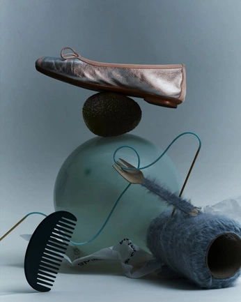 A cover of "subject" cluster. The owner is amgelikaaa. The cluster consists of 1 element.