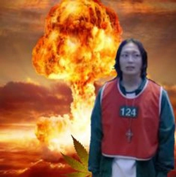 A cover of "Funny Squid Game Pics" cluster. The owner is squidgame4ever. The cluster consists of 31 elements.