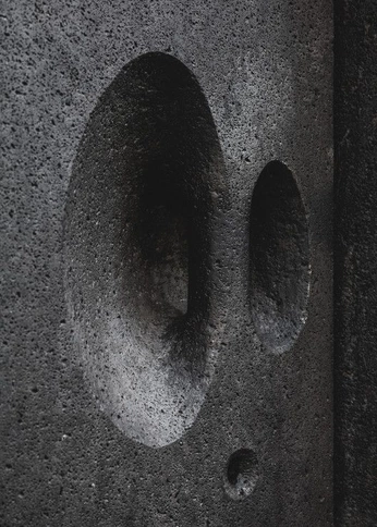 A cover of "Stone" cluster. The owner is caido. The cluster consists of 8 elements.