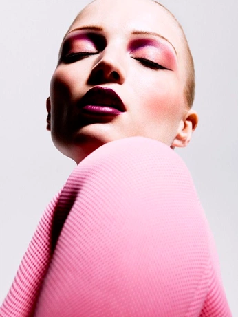 A cover of "Beauty" cluster. The owner is r.francisco. The cluster consists of 12 elements.