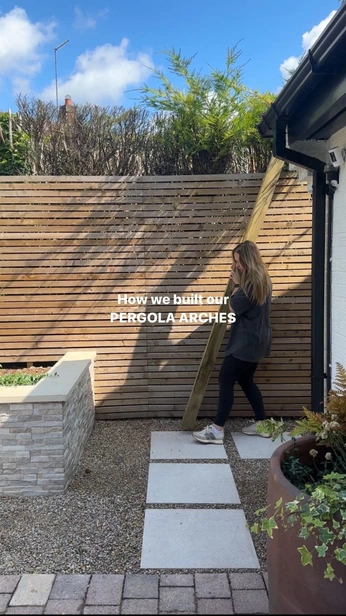 A cover of "Ayda Garden" cluster. The owner is aaydaa. The cluster consists of 29 elements.