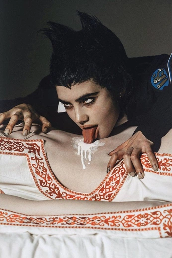 A cover of "confuse" cluster. The owner is diz505. The cluster consists of 11 elements.