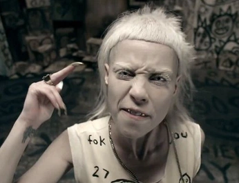 A cover of "bedroom wall (PINTEREST)" cluster. The owner is spaghettisoldier. The cluster consists of 72 elements.