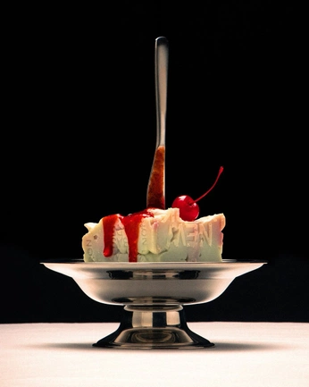 A cover of "Munch’d food photography" cluster. The owner is itsadz. The cluster consists of 16 elements.