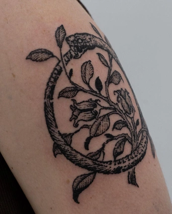 A cover of "Tattoo inspo" cluster. The owner is bonhomie. The cluster consists of 10 elements.