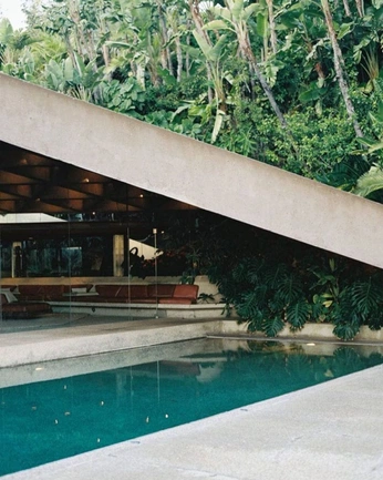 A cover of "Architecture" cluster. The owner is teklocust. The cluster consists of 7 elements.