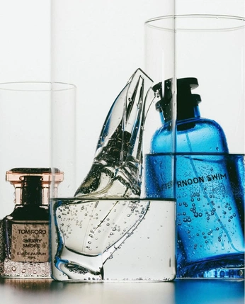 A cover of "NEW SCENTPLUS BOTTLE" cluster. The owner is creativedept. The cluster consists of 37 elements.