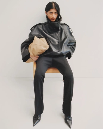 A cover of "LOOK BEAUTE" cluster. The owner is c.bclt. The cluster consists of 27 elements.