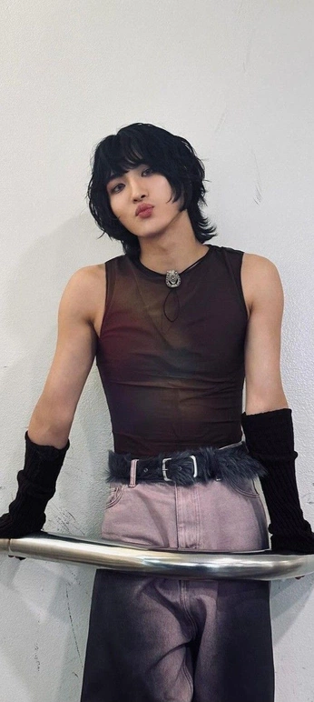 A cover of "ateez" cluster. The owner is emojackolantern. The cluster consists of 30 elements.