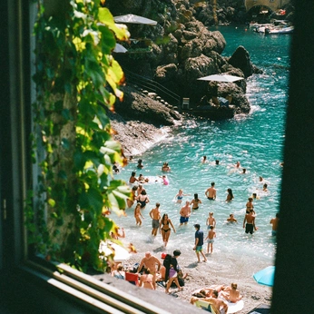 A cover of "Summer in Europe" cluster. The owner is sallyrooneyslut. The cluster consists of 12 elements.