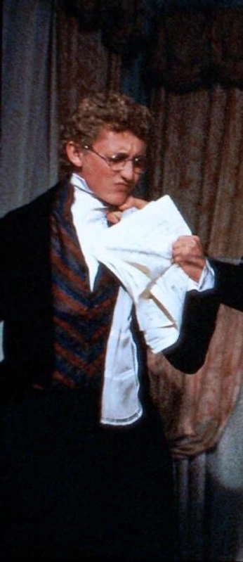 A cover of "ALEX WINTER ★" cluster. The owner is solipstic.hum. The cluster consists of 5 elements.