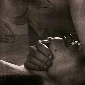 A cover of "Love, lust and yearning" cluster. The owner is bonbondv. The cluster consists of 55 elements.