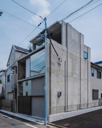 A cover of "Architecture" cluster. The owner is roozbehm. The cluster consists of 2 elements.