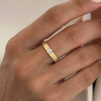 A cover of "Wedding band" cluster. The owner is platinumobjects. The cluster consists of 4 elements.