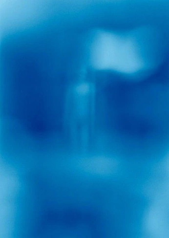 A cover of "2025 Shoots" cluster. The owner is dmtr.x. The cluster consists of 33 elements.