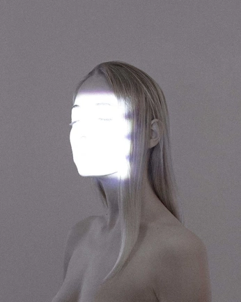 A cover of "alien humans 111" cluster. The owner is aamira. The cluster consists of 11 elements.