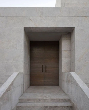 A cover of "Entries" cluster. The owner is oliviairene. The cluster consists of 33 elements.