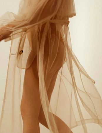 A cover of "Goddess" cluster. The owner is aimeestrongman. The cluster consists of 12 elements.