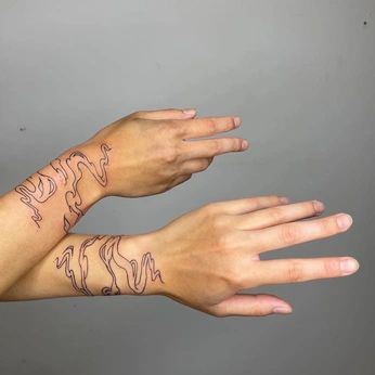 A cover of "ink" cluster. The owner is lynns. The cluster consists of 25 elements.