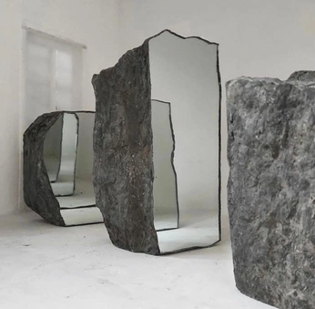 A cover of "AG VM" cluster. The owner is aditi444. The cluster consists of 3 elements.