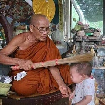 A cover of "mamiko" cluster. The owner is dubblesip4. The cluster consists of 231 elements.