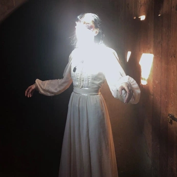 A cover of "shoot mood board" cluster. The owner is cuntymoty. The cluster consists of 40 elements.