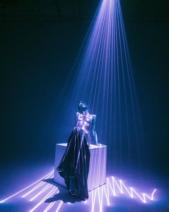 A cover of "lighting | visuals" cluster. The owner is animatedmovies. The cluster consists of 7 elements.