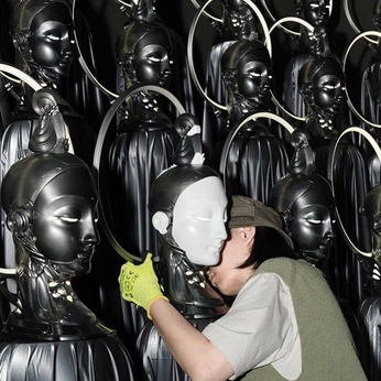 A cover of "2055" cluster. The owner is numosis. The cluster consists of 228 elements.