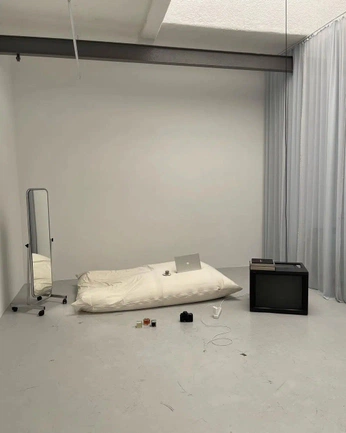 A cover of "Space & Theme" cluster. The owner is pickle. The cluster consists of 3 elements.