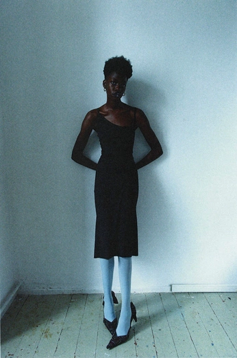 A cover of "Lighting" cluster. The owner is roiscara. The cluster consists of 10 elements.