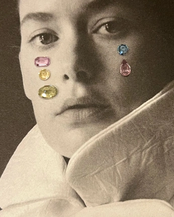 A cover of "jewels" cluster. The owner is loudsmt. The cluster consists of 4 elements.