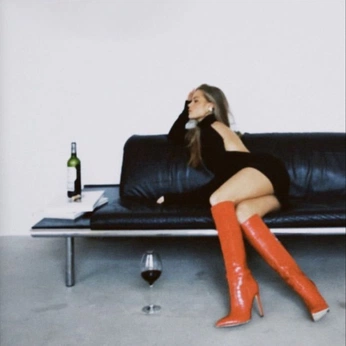 A cover of "@ home" cluster. The owner is janeincao. The cluster consists of 18 elements.