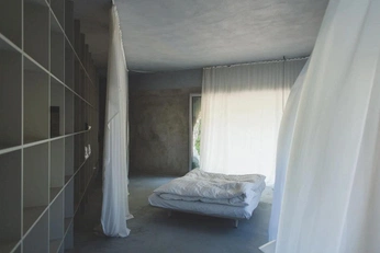 A cover of "dusk lit veil" cluster. The owner is swan. The cluster consists of 8 elements.