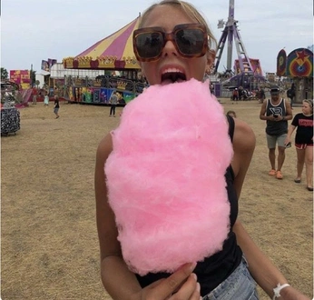 A cover of "pirteä" cluster. The owner is nanavidya. The cluster consists of 19 elements.